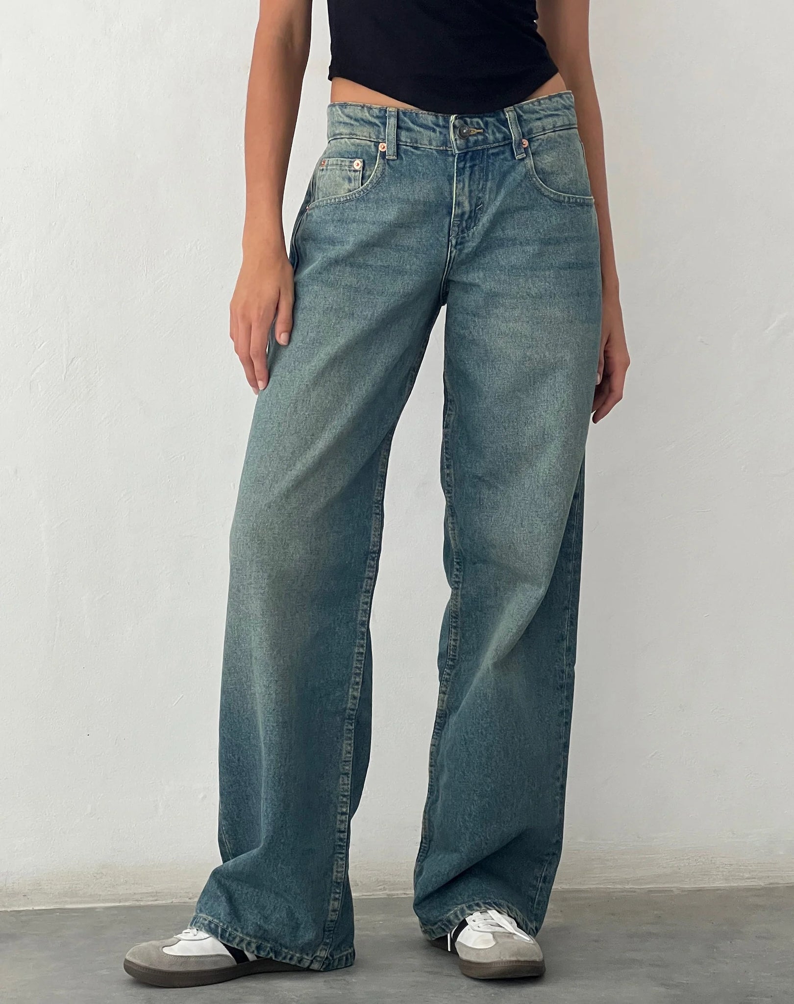 Chloe Low-Rise Jeans