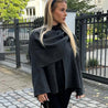 LEYLA | VIRAL CAPE COAT - Aluvoo Nederland